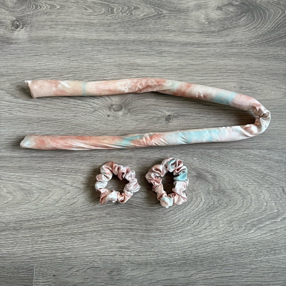 Satin Heatless Curling Rod with Hair Ties Set